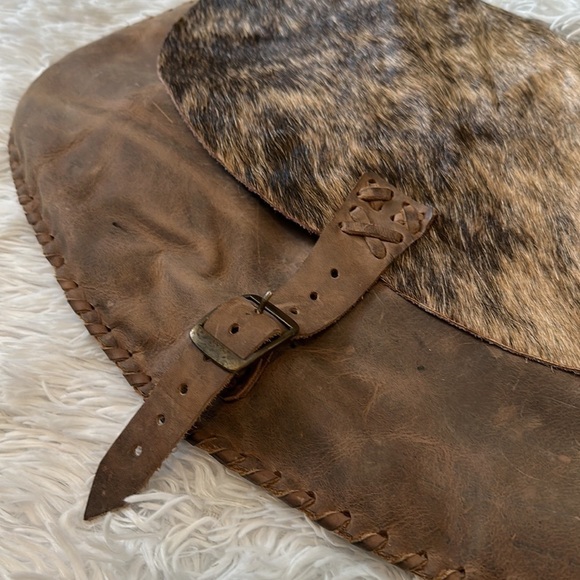 Leather Handmade Messenger bag - Picture 2 of 13